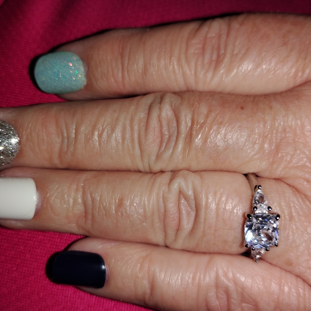 Elegant Silver Diamond Ring